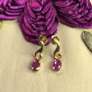 ANTIQUE 14K GOLD/RUBIES OVAL SHAPE 6X4MM EACH RUBY